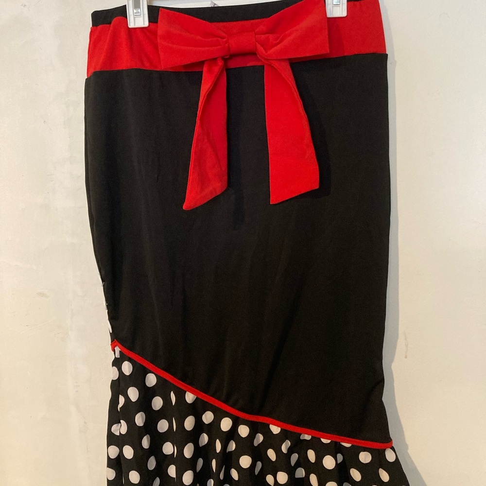 Rose gal vintage skirt
